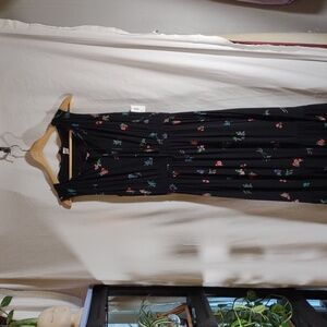 NWT Floral Sleeveless Black Maxi Dress - Size M